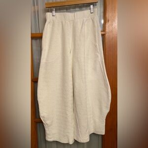 Free People Cream Barrel Beach Pants and Cropped Top Set. Size Small